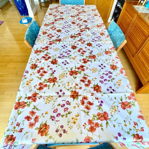 Floral Waxcloth Tablecloth - Picture 1 of 3